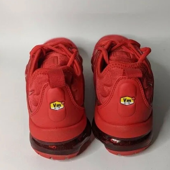 Nike Air VaporMax Plus Triple Red Size 11.5 main image 6
